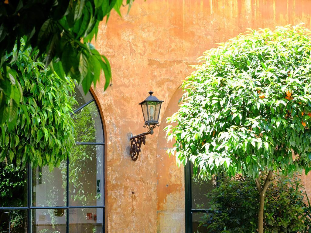 Casa Di Santa Francesca Romana A Ponte Rotto Exterior foto