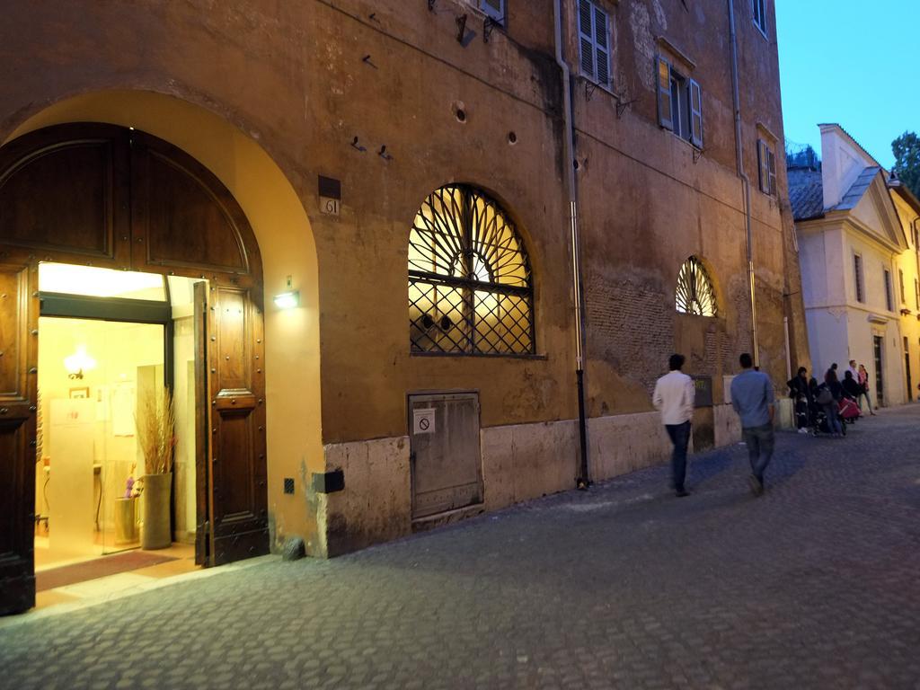 Casa Di Santa Francesca Romana A Ponte Rotto Exterior foto